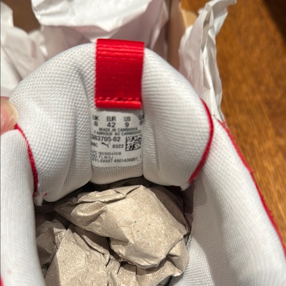 Puma Red Sneakers - Picture 4 of 5